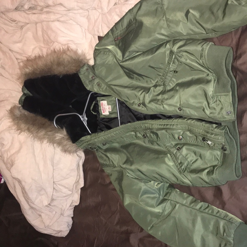 A Khaki Jacket with fur